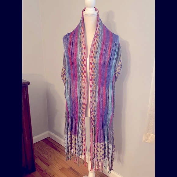 Large Ruched Thick Multicolored Reversible Scarf - Picture 2 of 6